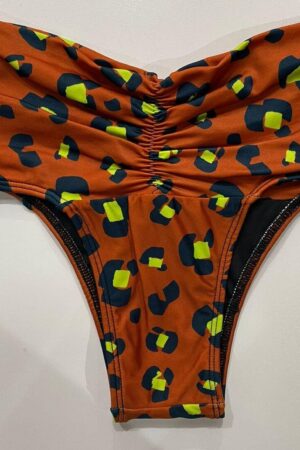 Calcinha Lipo Micro Beach Oncinha Marrom